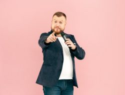 Gugup Saat Bicara di Depan Umum? Inilah 7 Tips Jago Public Speaking, Dijamin Bikin Kamu Pede