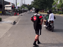 Content Creator Nyaris Kena Amuk Massa Usai Tegur Pengendara Motor
