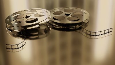 Weekend Menonton Apa? Ini Rekomendasi Film Komedi Thailand Terbaik!