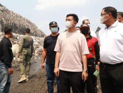 Api Belum Sepenuhnya Padam, Bantuan Water Bombing akan Dikirim ke TPA Putri Cempo Solo