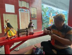 Dalang Wayang Potehi Bertahan di Tengah Gempuran Zaman, Gandeng Komunitas Barongsai hingga Anak Sekolah