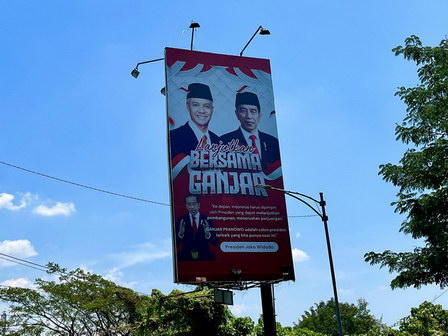Baliho Jokowi Ganjar | Janji Bacapres