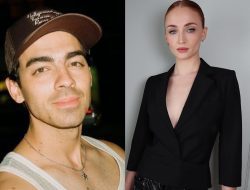 Joe Jonas Resmi Gugat Cerai Sophie Turner, Ada Orang Ketiga?