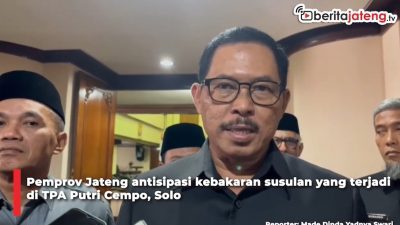 Video Kebakaran TPA Putri Cempo, Pemprov Jateng Minta Bantuan Water Bombing