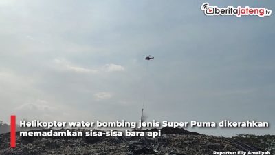 Video Helikopter Water Bombing Siram 30 Titik Kebakaran TPA Jatibarang