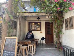 Terinspirasi Buku Self Improvement, Pygmy Owl Coffee Semarang Jadi Kedai Kopi Minimalis ala Kafe Thailand