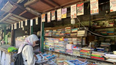 Pernah Berjaya pada Masanya, Begini Kabar Toko Buku Bekas di Kompleks Stadion Diponegoro Semarang