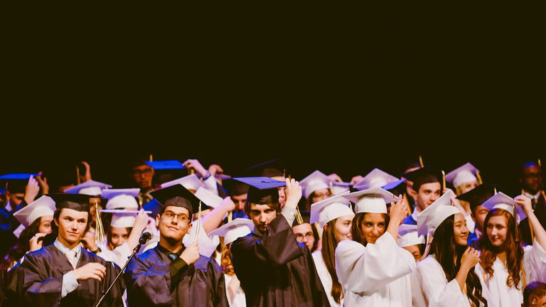 ilustrasi sarjana
