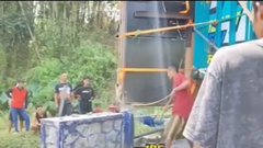 Viral Atap dan Pagar Rumah Warga Dijebol Demi Parade Sound System