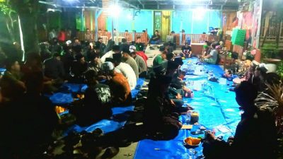 Ingin MK Kabulkan Syarat Usia Minimal 35 Tahun Bagi Capres dan Cawapres, Ratusan Pemuda Kota Semarang Gelar Doa Bersama