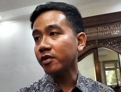 Tegaskan Tak Pernah Tawarkan Diri Jadi Bacawapres, Gibran: Justru Media yang Memberitakan