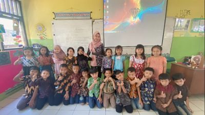 Hari Batik Nasional, TK PAUD Hingga SMP di Kota Semarang Antusias Kenakan Baju Batik