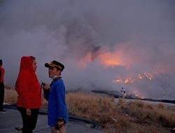 Asap Dampak Kebakaran TPA Jatibarang Ganggu Warga, Walikota Semarang Minta Maaf