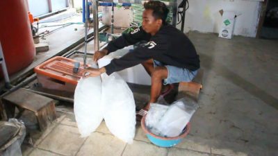 Kemarau Panjang, Pabrik Es Kristal di Blora Kebanjiran Order