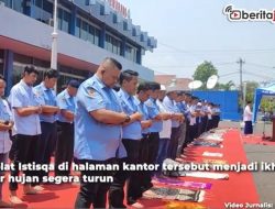 Video Kekeringan Panjang, Karyawan PDAM Tirta Moedal Semarang Gelar Sholat Istisqa