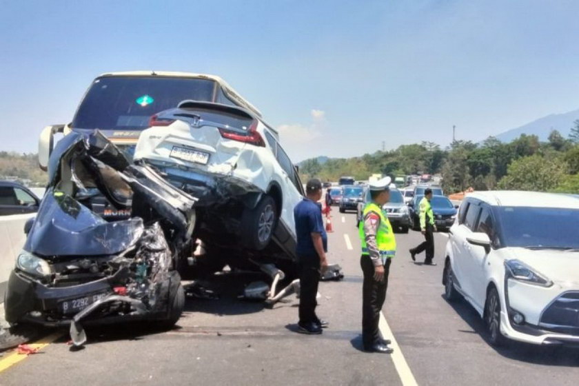 Kecelakaan Tol Semarang