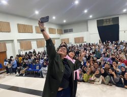 Singgah di Semarang, Nobar Film Adaptasi Novel ‘Laut Bercerita’ Bareng Sang Penulis Tembus 600 Penonton