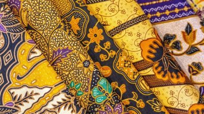 Sambut Hari Batik Nasional dengan Membuka Acara Istana Berbatik, Jokowi: Bukan Karya Seni Biasa