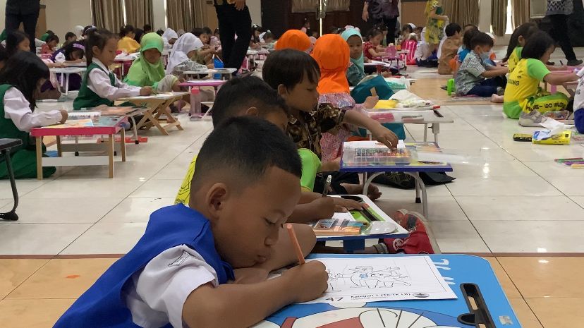 siswa TK di museum ranggawarsita