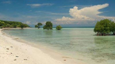 Intip Daya Tarik Wisata Pantai Sembilan, Destinasi Pulau Madura yang Serasa di Bali