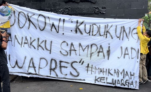 aksi unjuk rasa mahasiswa ke jokowi