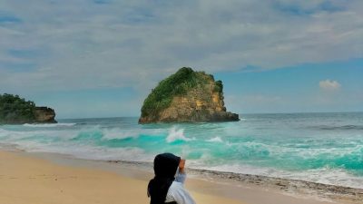 Informasi Seputar Pantai Ngudel Kabupaten Malang: Harga Tiket, Rute hingga Daya Tarik