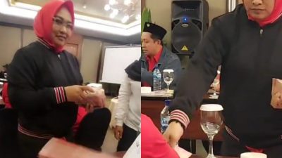 Video Wabup Blora Bagi-bagi Duit Satu Bendel Viral di Medsos, Ini Penjelasannya