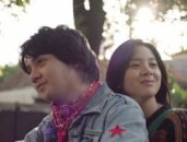 Karakter Ancika dan Dilan dalam trailer film ‘Dia yang Bersamaku 1995’ (foto: X/HabisNontonFilm)