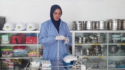 Strategi Kesehatan dan Keselamatan Kerja saat Praktikum Keperawatan dengan Alat Listrik