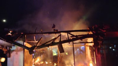 Dua Rumah Warga di Blora Ludes Terbakar, Satu orang Tewas