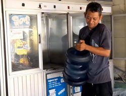 Musim Kemarau Permintaan Air Isi Ulang Meningkat Drastis
