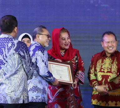 Kota Semarang Sabet Dua Penghargaan dari Kemendag RI