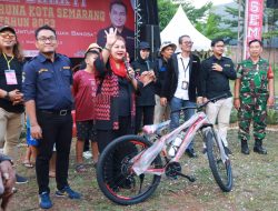 Mbak Ita Puji Karang Taruna Kota Semarang lewat Pantun