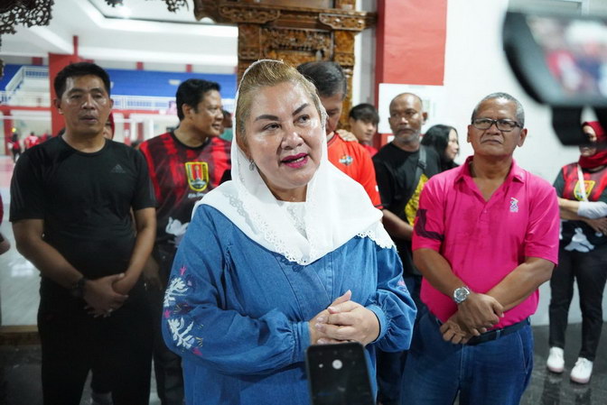 Tak Membuang Sampah Sungai