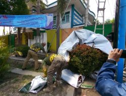 Tak Pedulikan Peringatan Bawaslu, Sejumlah APK Baliho Besar di Blora Ditertibkan