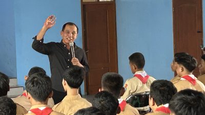 Sumanto: Anak Muda Perlu Melek Politik dan Menekuni Hal yang Disenangi