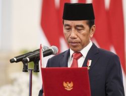 Jokowi Ubah Aturan Menteri Hingga Walikota Turut Pilpres Tak Harus Mundur, Untungkan Prabowo-Gibran?