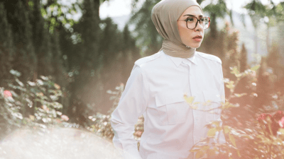 Melly Goeslaw Dituding Selingkuh dengan Polisi, Penyanyi Unggah Hal Ini di Sosial Media