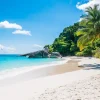 tips mengunjungi pantai