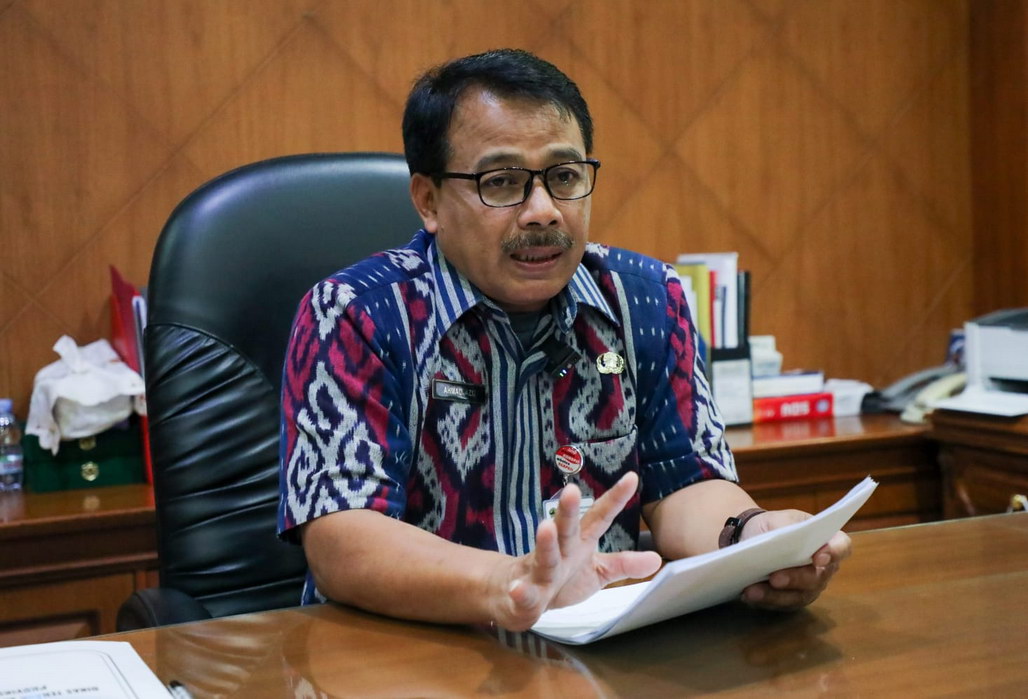 ahmad aziz / Lembur Perusahaan