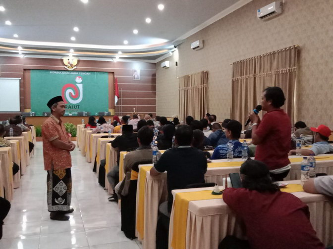 RAJUT Jateng Ganjar Mahfud