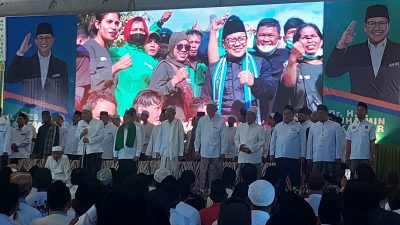 Ribuan Kiai Kampung Sambut Kedatangan Cawapres Muhaimin Iskandar di Demak