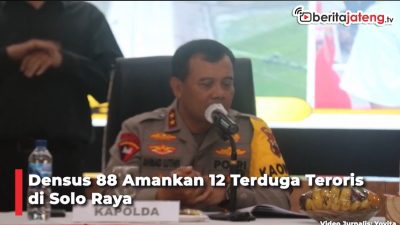 Video Densus 88 Amankan 12 Terduga Teroris di Solo Raya