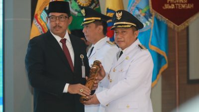 Gantikan Sinoeng N. Rachmadi, Kabiro Setda Jateng Resmi Dilantik Jadi Pj Walikota Salatiga