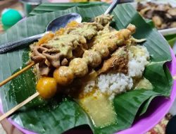Primadona Kuliner Tengah Malam, Nasi Ayam Bu Sami Sajikan Hidangan Sedap Cuma Rp15 Ribuan, Buka Sampai Pagi!