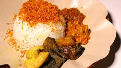 Kuliner Jebolan MasterChef Indonesia, Sego Meduro Bang Sad Semarang Hidangkan Nasi Jeroan Nikmat