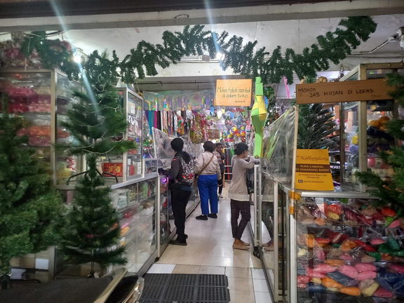 toko kolbandang semarang