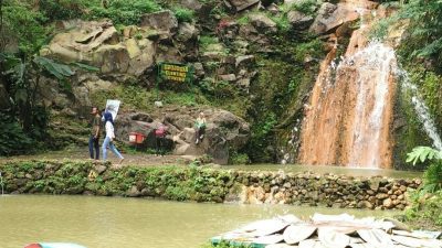 3 Daya Tarik Wisata Curug Klenting Kuning Semarang, Destinasi Super Instagramable untuk Liburan