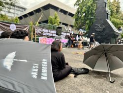 Peringatan 17 Tahun Aksi Kamisan di Semarang Usung Ajakan Golput, Korlap: Kami adalah Oposisi Permanen