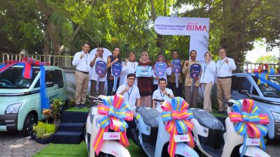 Undian Bima Periode Pertama, Bank Jateng Cabang Koordinator Pati Serahkan Hadiah 6 Kendaraan Listrik
